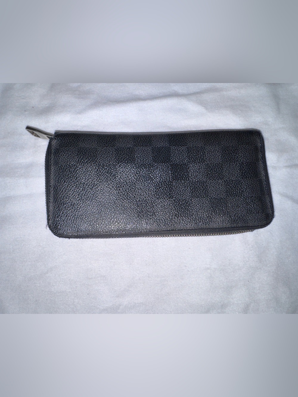 Louis Vuitton Zippy Wallet Vertical Damier Graphite